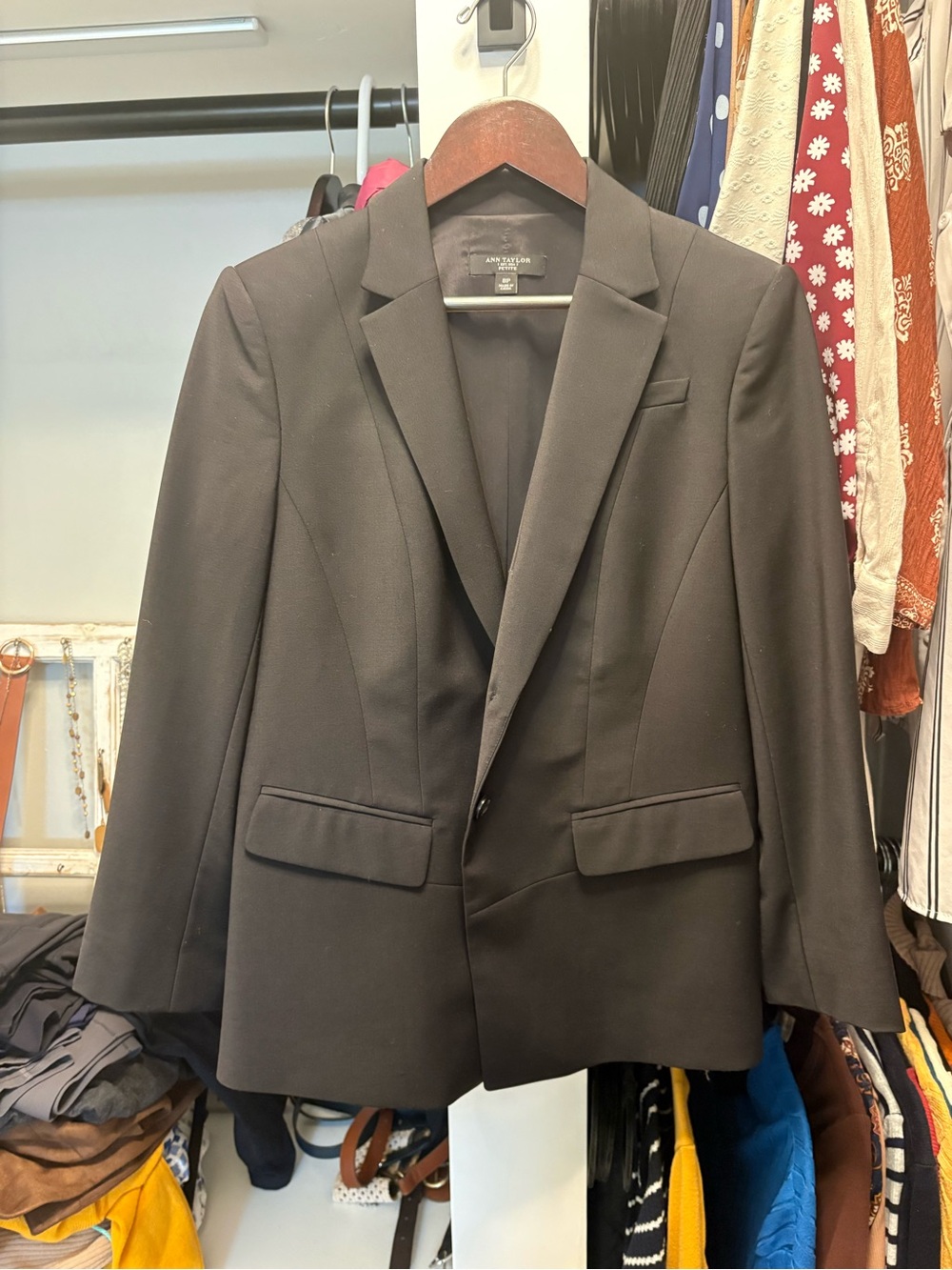 Ann Taylor Black Single-Button Women's Blazer
